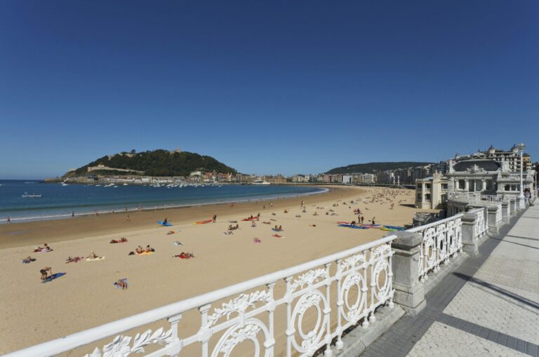 Playa de la Concha 768x509