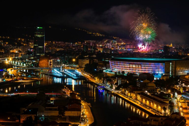 Fuegos Artificiales Aste Nagusia Bilbao 768x513