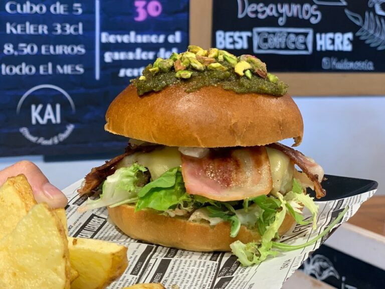 Pistacchio Burger KAI Donostia 768x576
